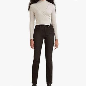 Levi’s jeans Size 27 short NWT